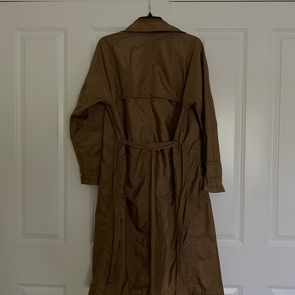 aritzia trench coat - Picture 3 of 7